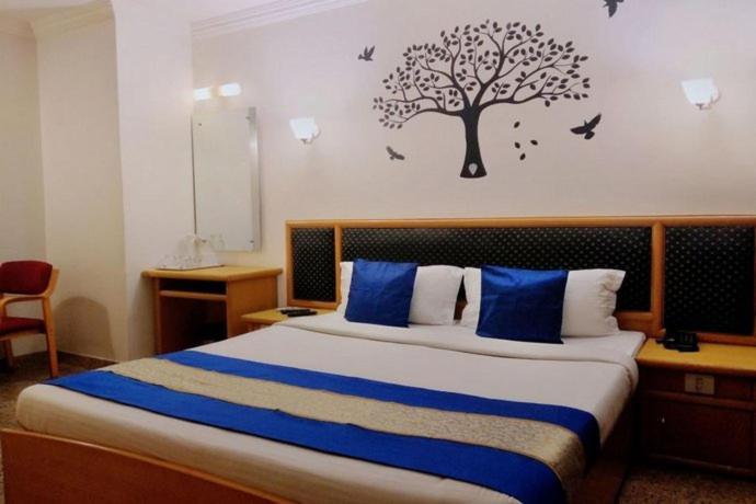 העיר בנגלור Hotelpearlinn מראה חיצוני תמונה